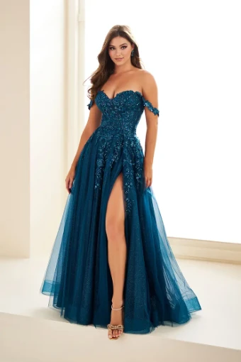 Ellie Wilde Style #EW35101 #0 default thumbnail